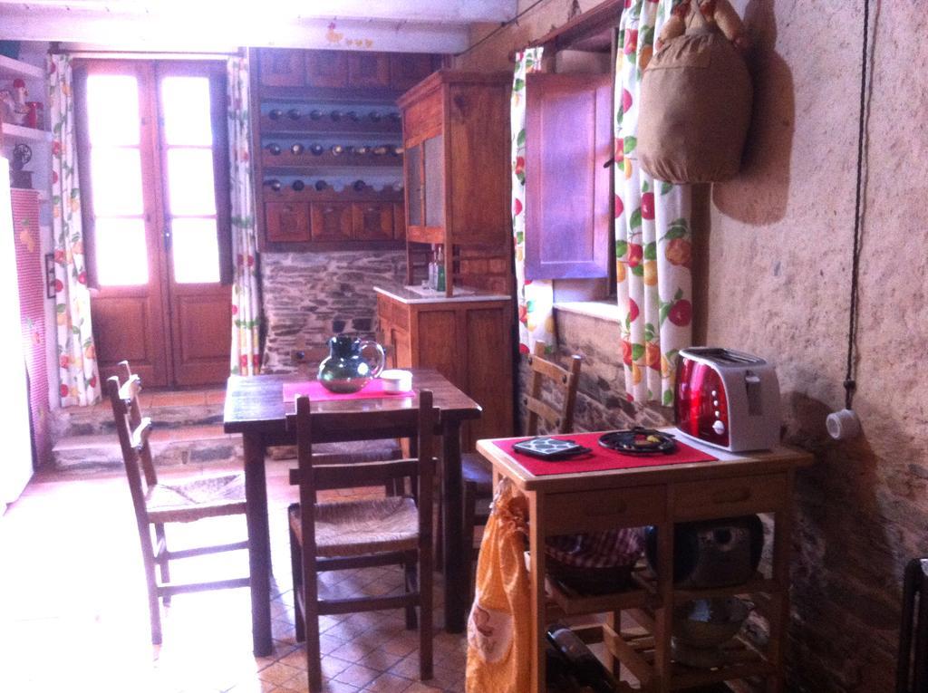 Casa Rural Pico Del Lugar Villar de los Barrios エクステリア 写真